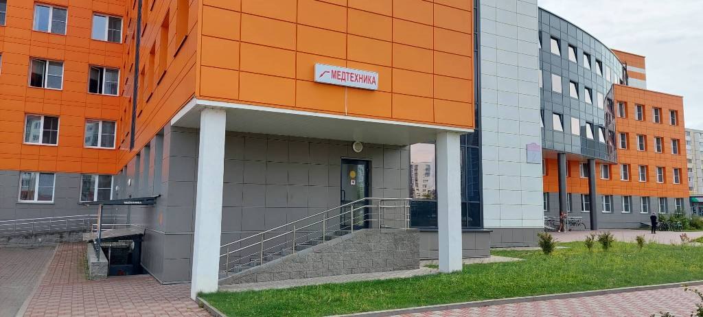 Магазин "Медтехника" в здании поликлиники