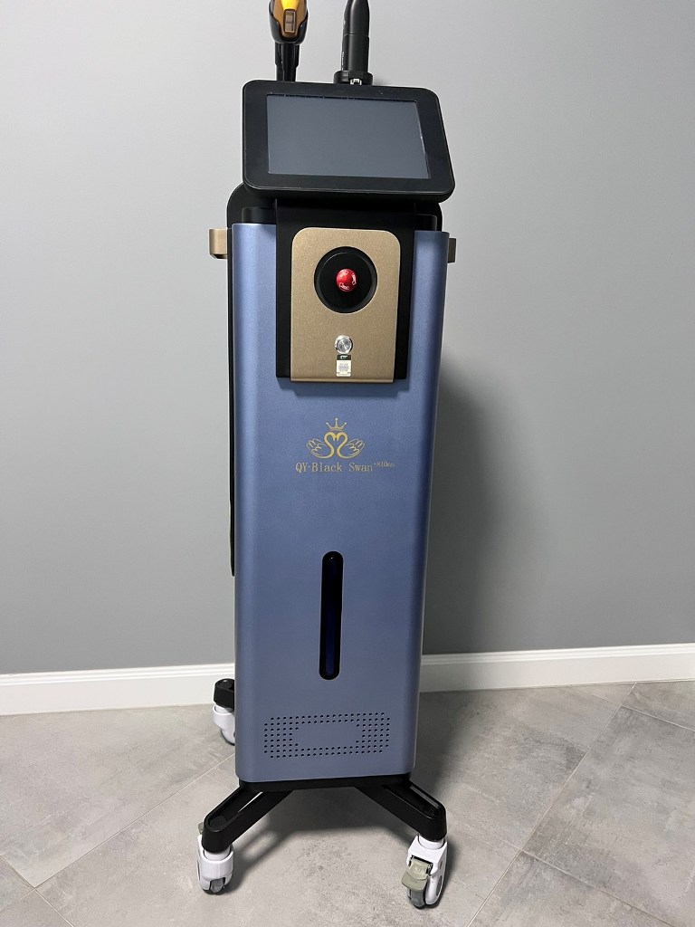 Аппарат для лазерной эпиляции Black Swan QY+810nm