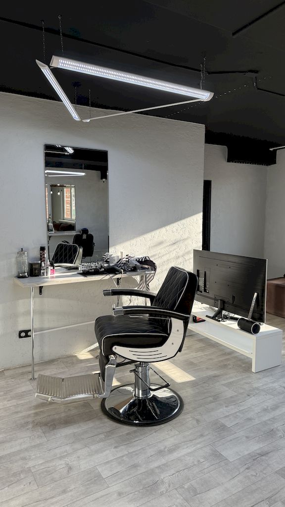 Действующий барбершоп BROS ROOM