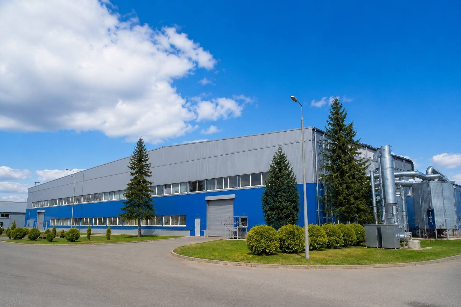 На рынке появился редкий промышленный актив